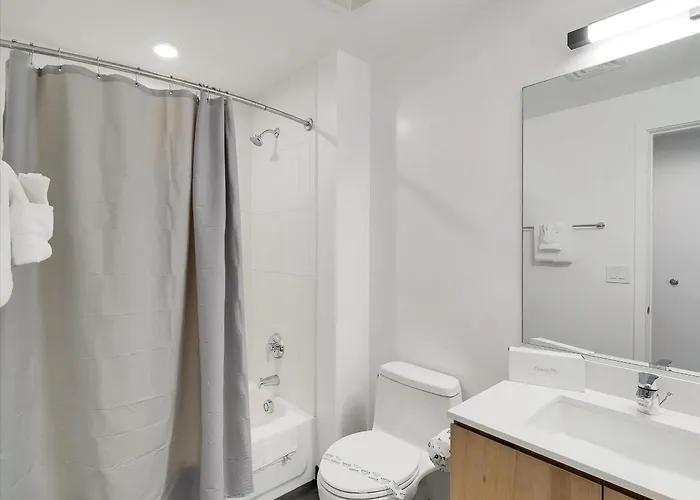 Global Luxury At Downtown Phoenix