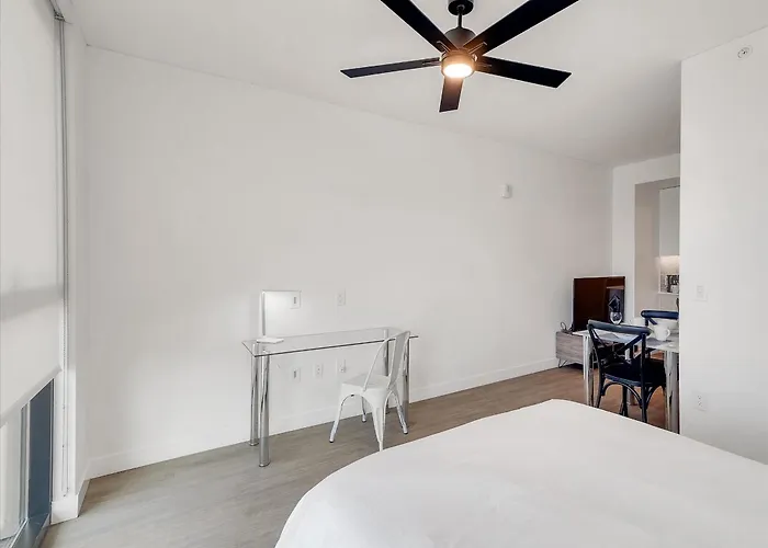 Apartment Global Luxury At Downtown Phoenix