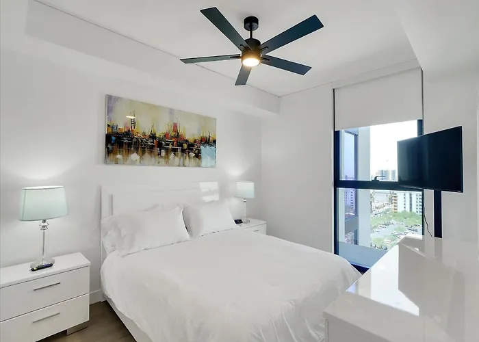 Global Luxury At Downtown Apartment Phoenix