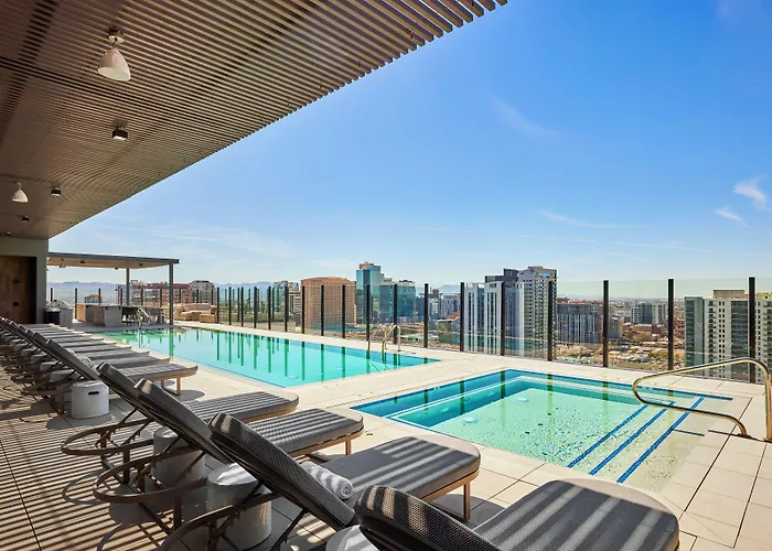 Global Luxury At Downtown * Phoenix